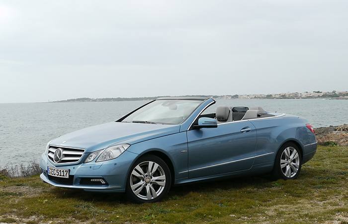 Mercedes-Benz E-CLASS CABRIOLET