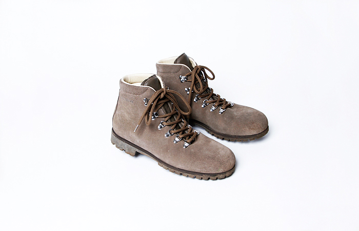 nonnative × MERRELL